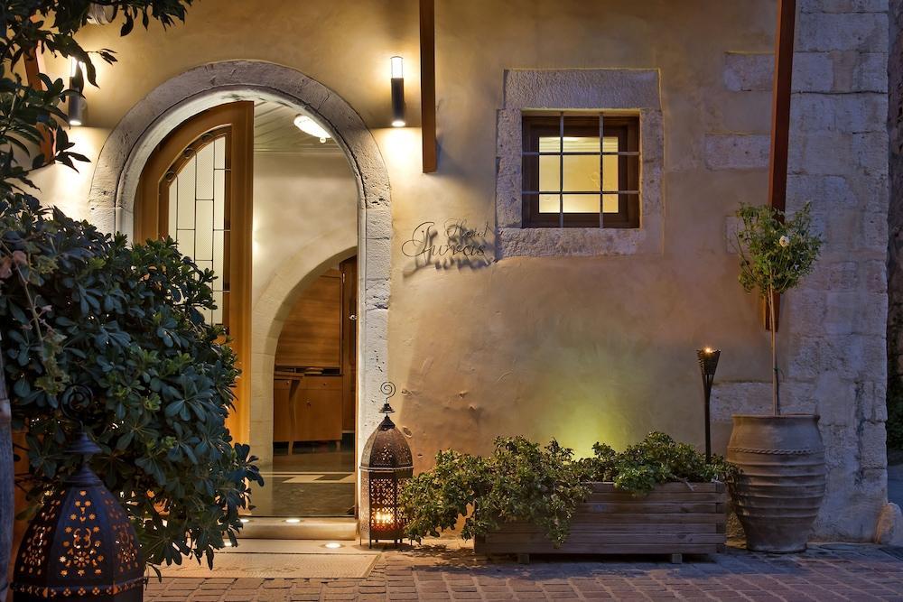 Ionas Boutique Hotel Hriszí Aktí Haniá Kültér fotó